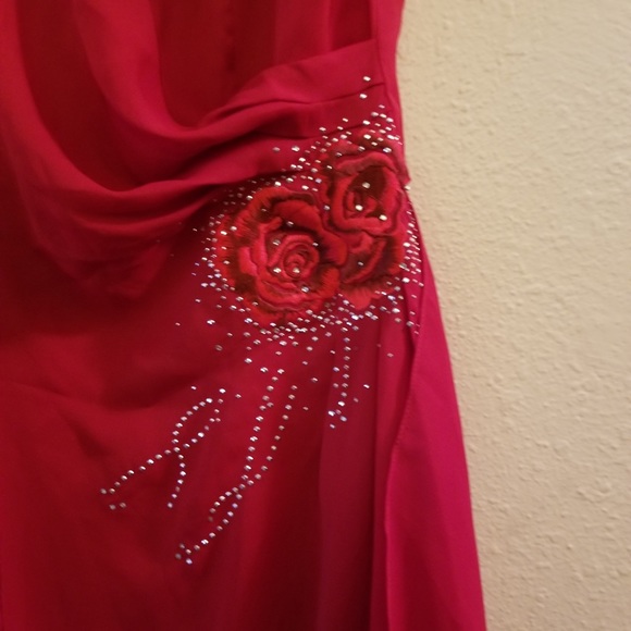 Large Red Bridesmaid Dress with ornate rose - Picture 3 of 6
